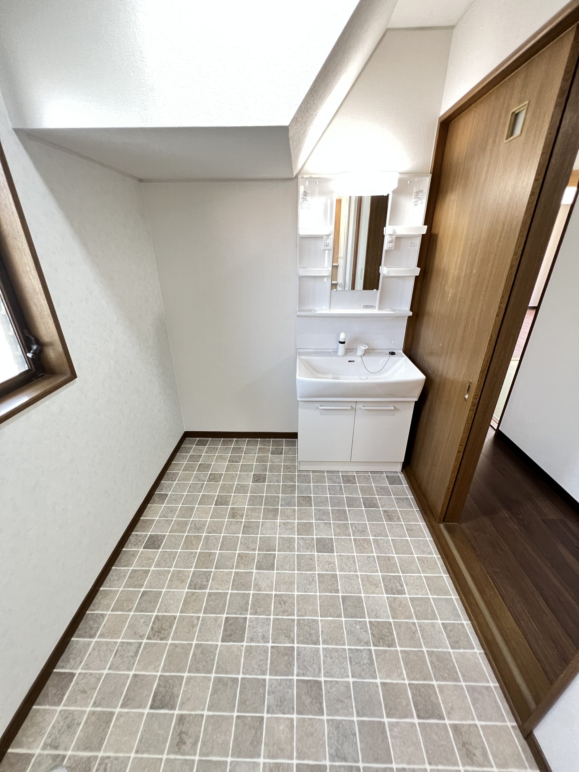 【価格変更】合志市 須屋（三ツ石駅） 2階建 ４ＬＤＫ