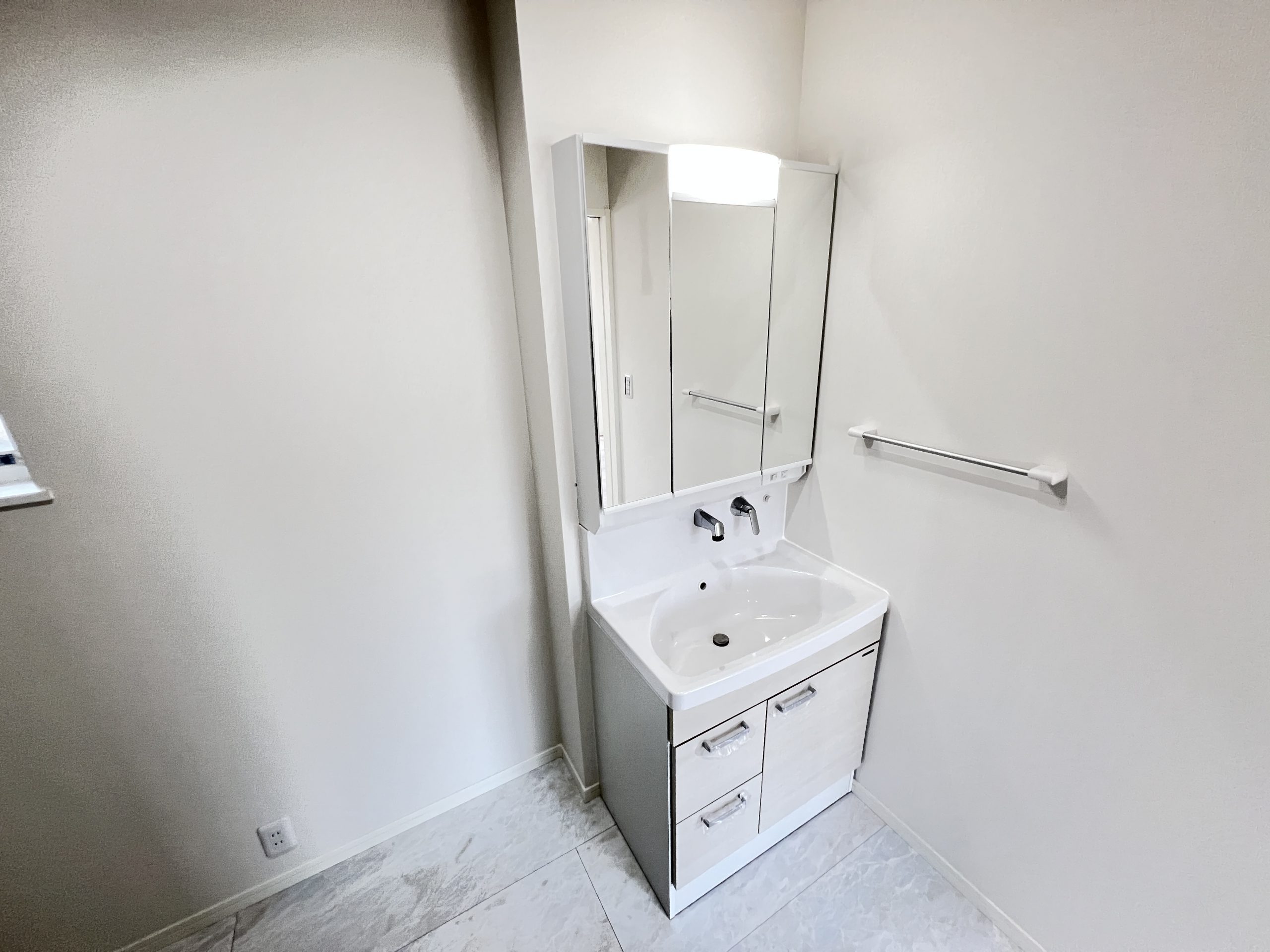 【価格変更】菊池郡菊陽町 大字原水 （三里木駅 ） 2階建 ３ＳＬＤＫ