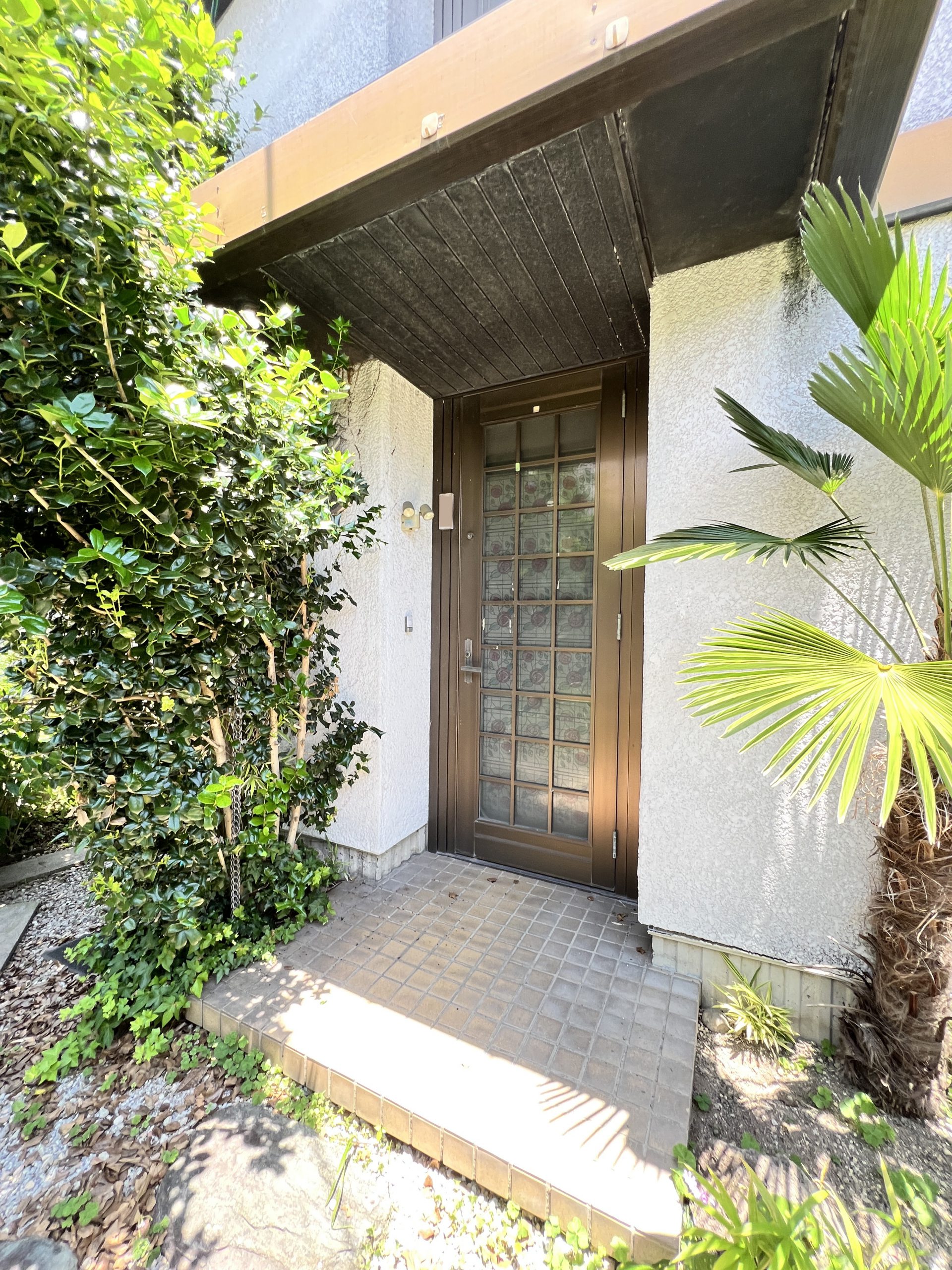 熊本市近郊東区 長嶺東５丁目 2階建 ６ＳＬＤＫ