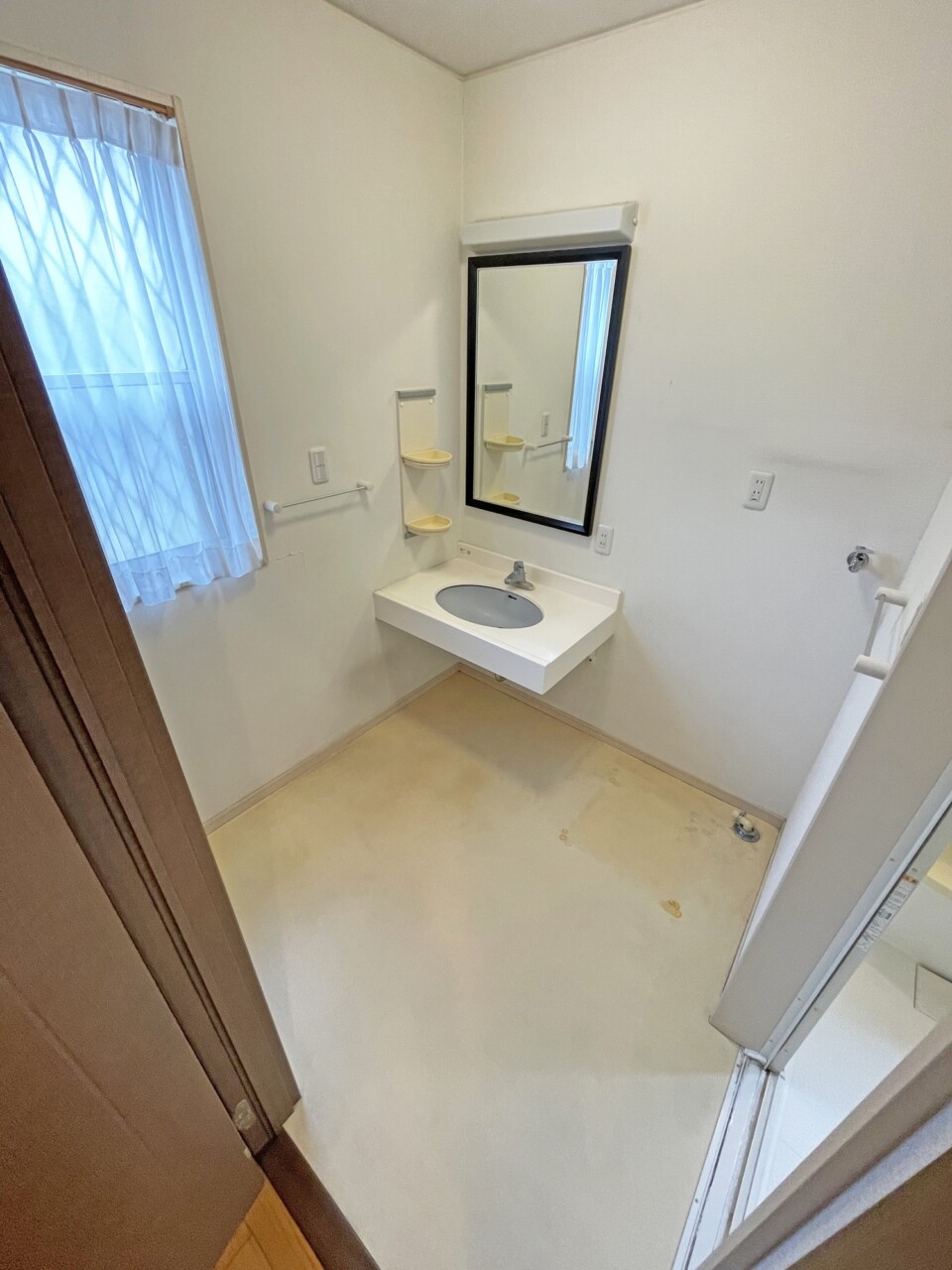 合志市 須屋（熊本高専前駅） 2階建 １ＳＬＤＫ