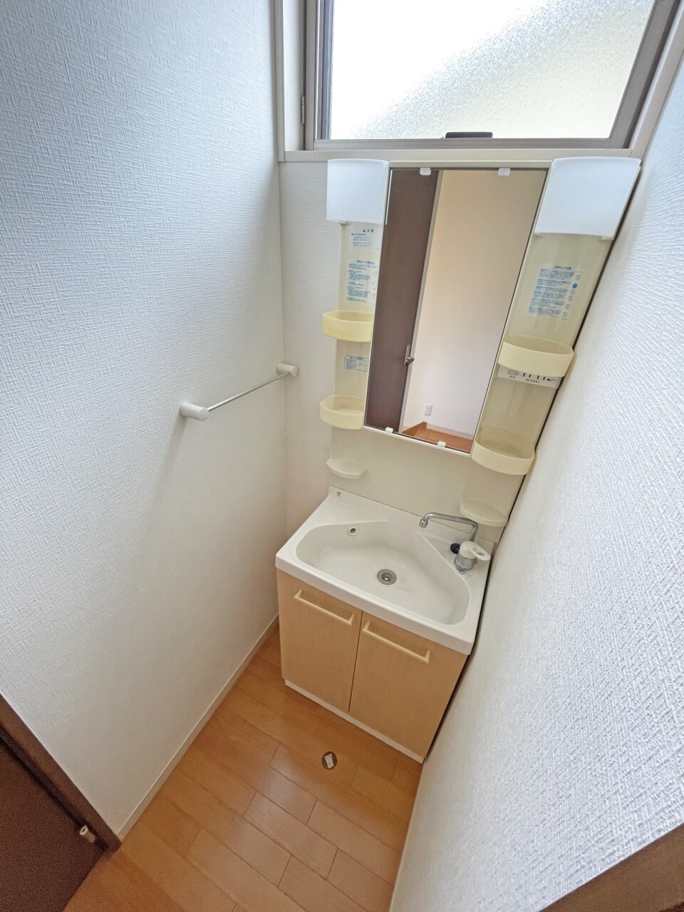 合志市 須屋（熊本高専前駅） 2階建 １ＳＬＤＫ