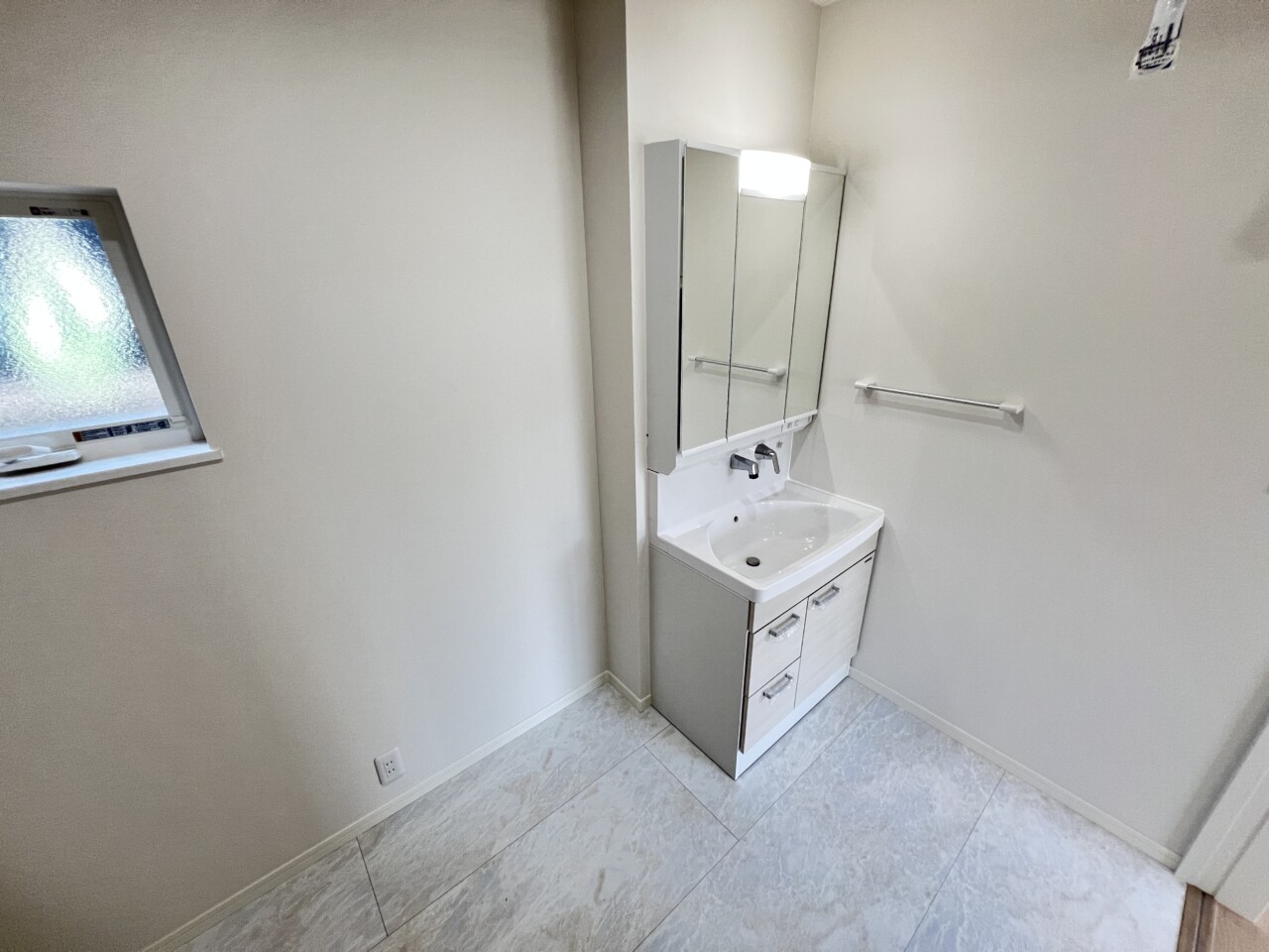 菊陽町 大字原水（三里木駅） 2階建 ３ＳＬＤＫ