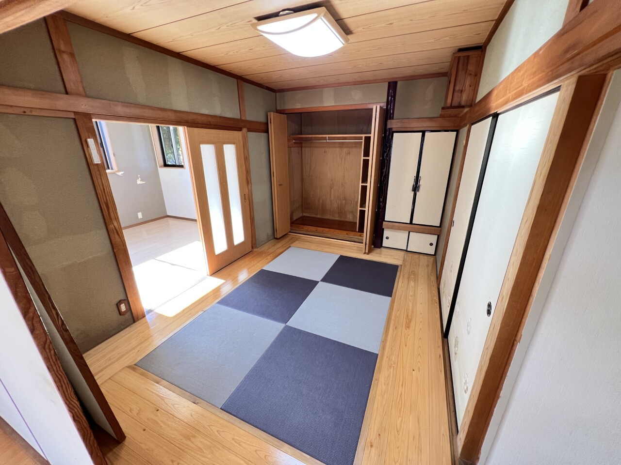 合志市 豊岡（光の森駅） 2階建 ６ＤＫ