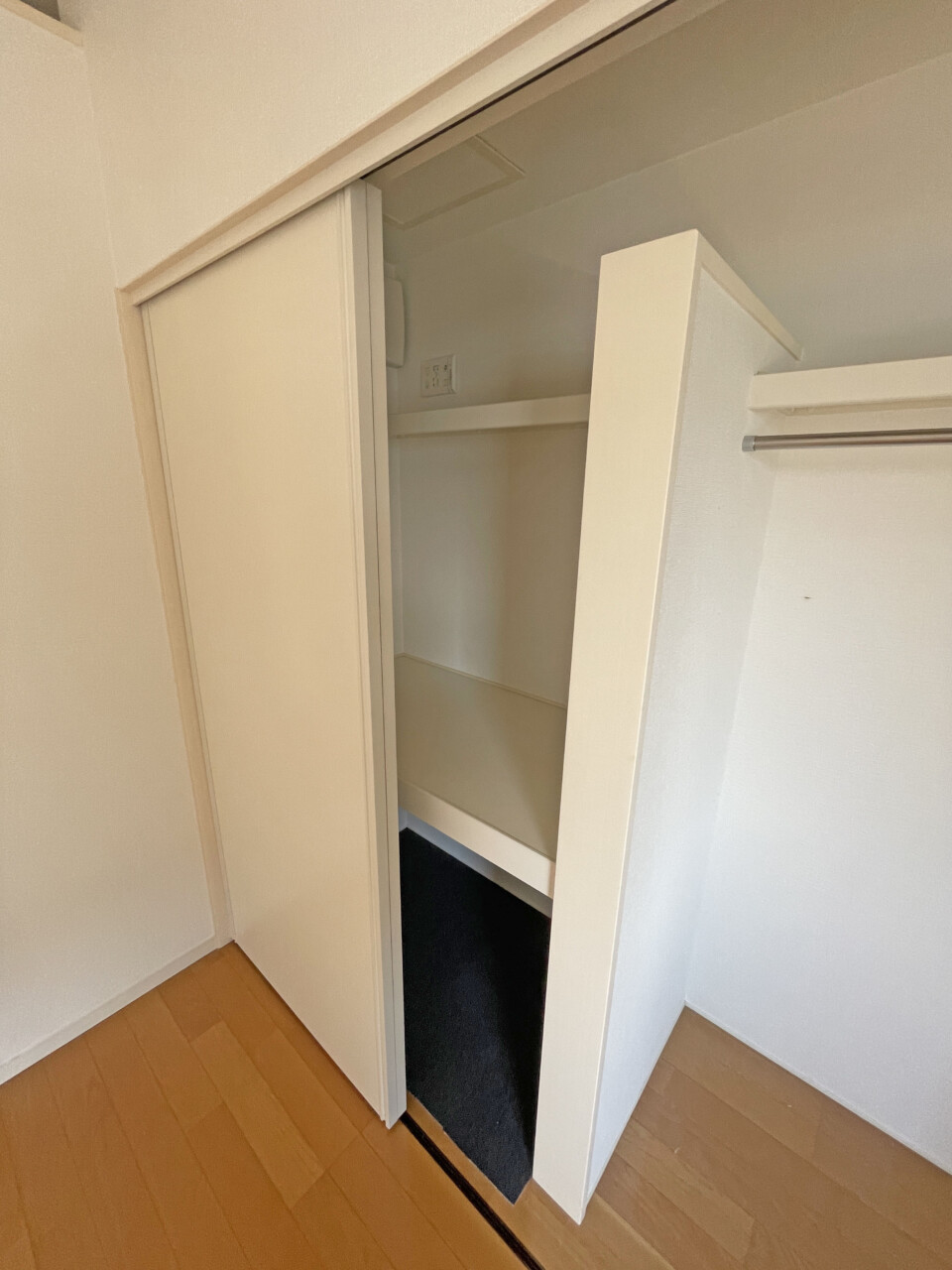 光の森６丁目（光の森駅） 2階建 ４ＳＬＤＫ