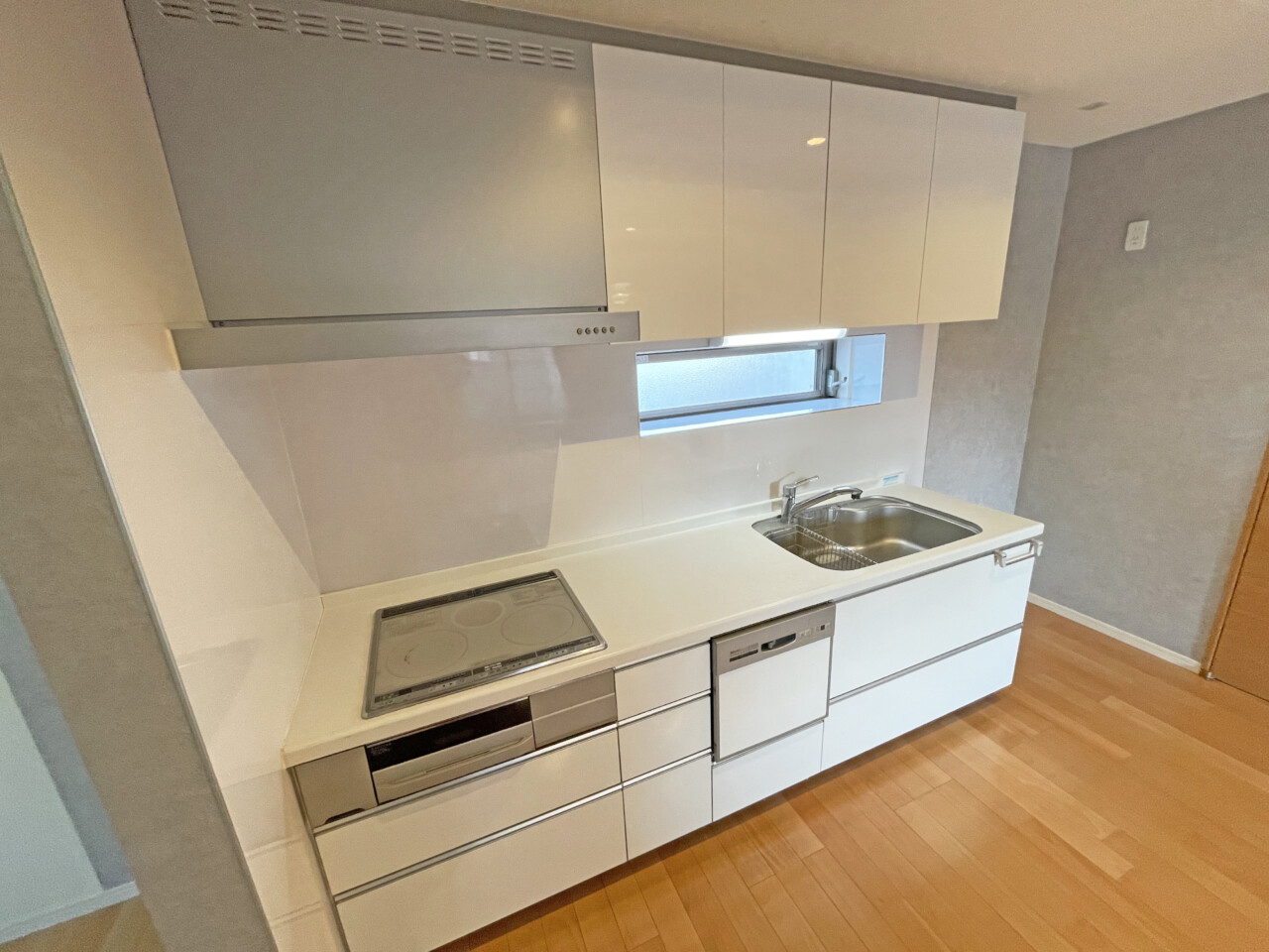 光の森５丁目（光の森駅） 3階建 ５ＳＬＤＫ