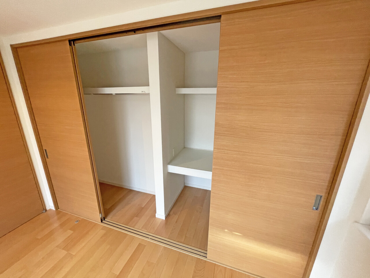 光の森５丁目（光の森駅） 3階建 ５ＳＬＤＫ